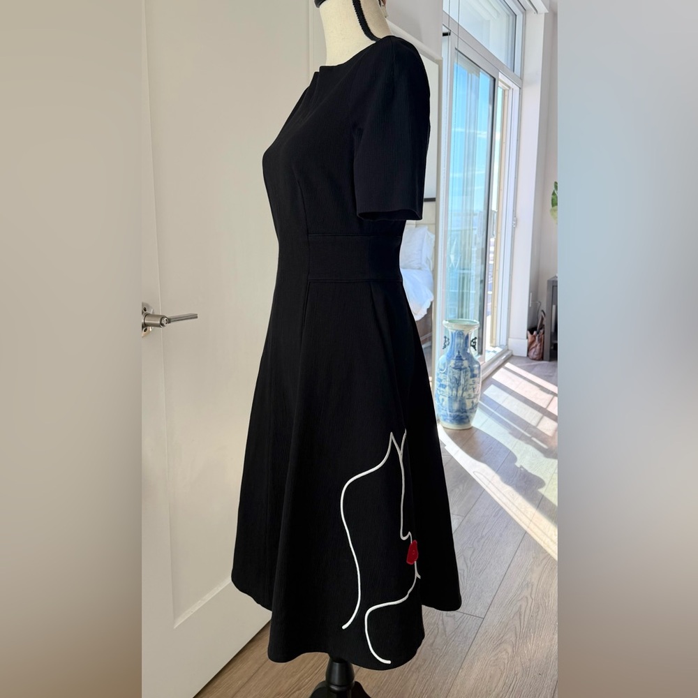 Lulu Guinness Face Dress Black Fit & Flare Red Lips Embroidery UK 10 /USA size 6 - Picture 3 of 15